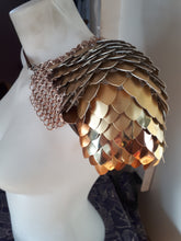 Load image into Gallery viewer, Scalemail Single Pauldron - Captain's Pauldron