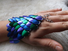 Load image into Gallery viewer, Scalemail Handflowers - Slave Bracelets - Chainmail Hand Bracelets
