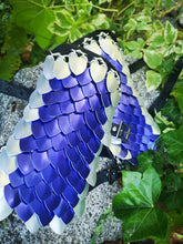 Load image into Gallery viewer, Scalemail Leather Bracers - Gauntlets